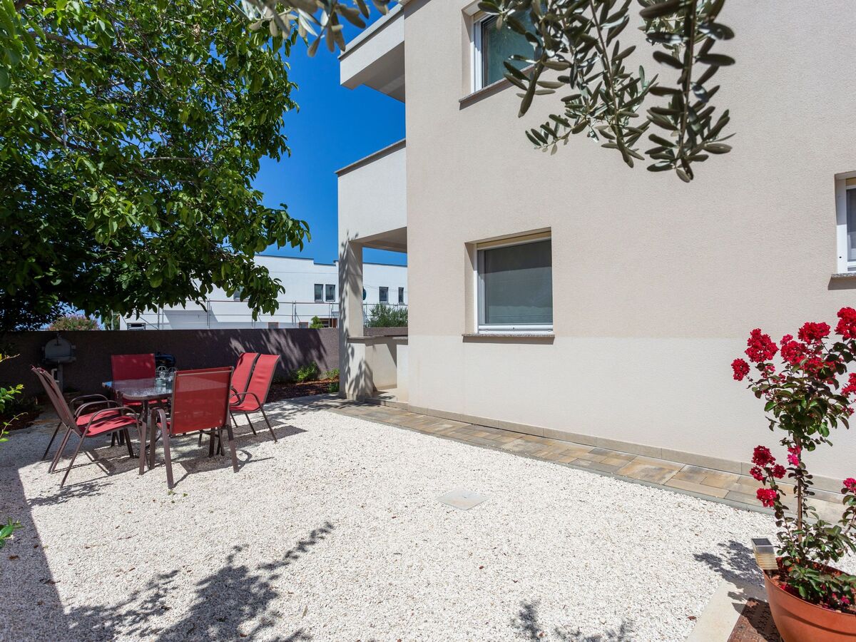 Maison 180m² vue Brijuni, 200m de la plage - Photo 9