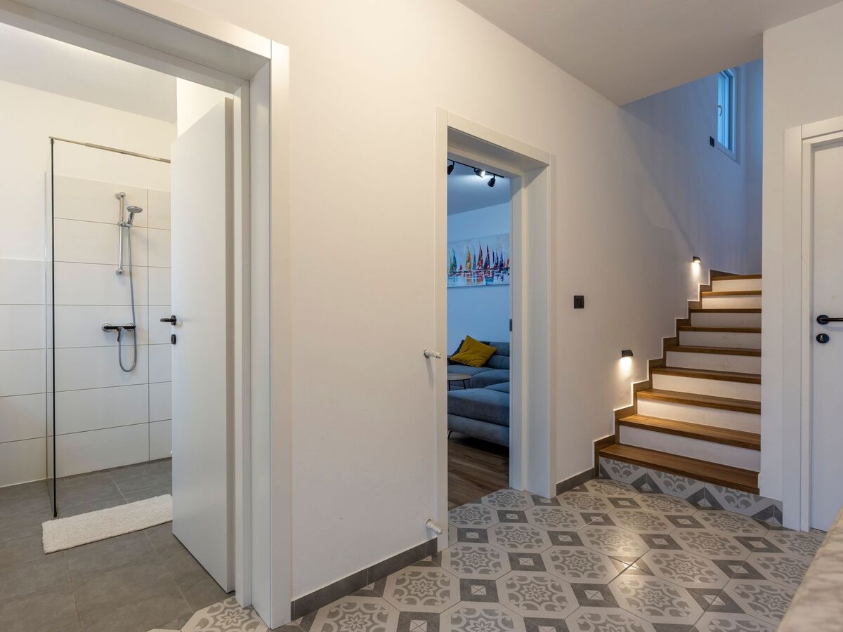Maison 180m² vue Brijuni, 200m de la plage - Photo 18