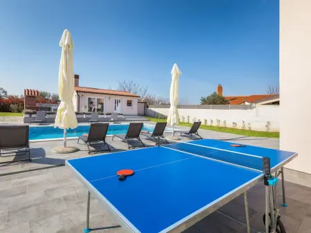 Villa Berg 2 : maison 12 pers, piscine privée chauffée : photo 13