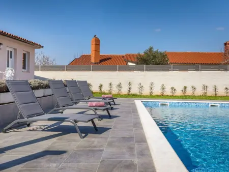 Villa Berg 2 : maison 12 pers, piscine privée chauffée : photo 35