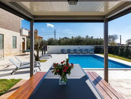Villa Berg avec piscine privée chauffée, 12 personnes : photo 15