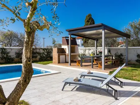 Villa Berg avec piscine privée chauffée, 12 personnes : photo 18