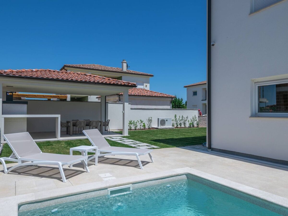 Villa Sunsea, 4 chambres avec piscine chauffée à Vodnjan - Photo 3