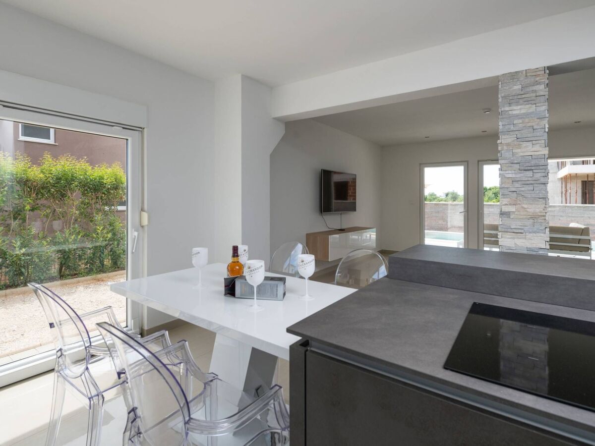 Villa Sunsea, 4 chambres avec piscine chauffée à Vodnjan - Photo 9