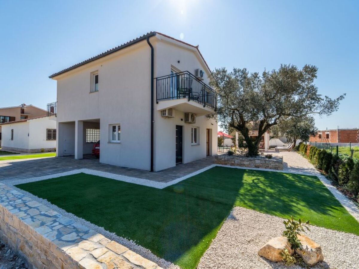 Maison 6 pers. avec piscine chauffée à Galižana - Photo 10