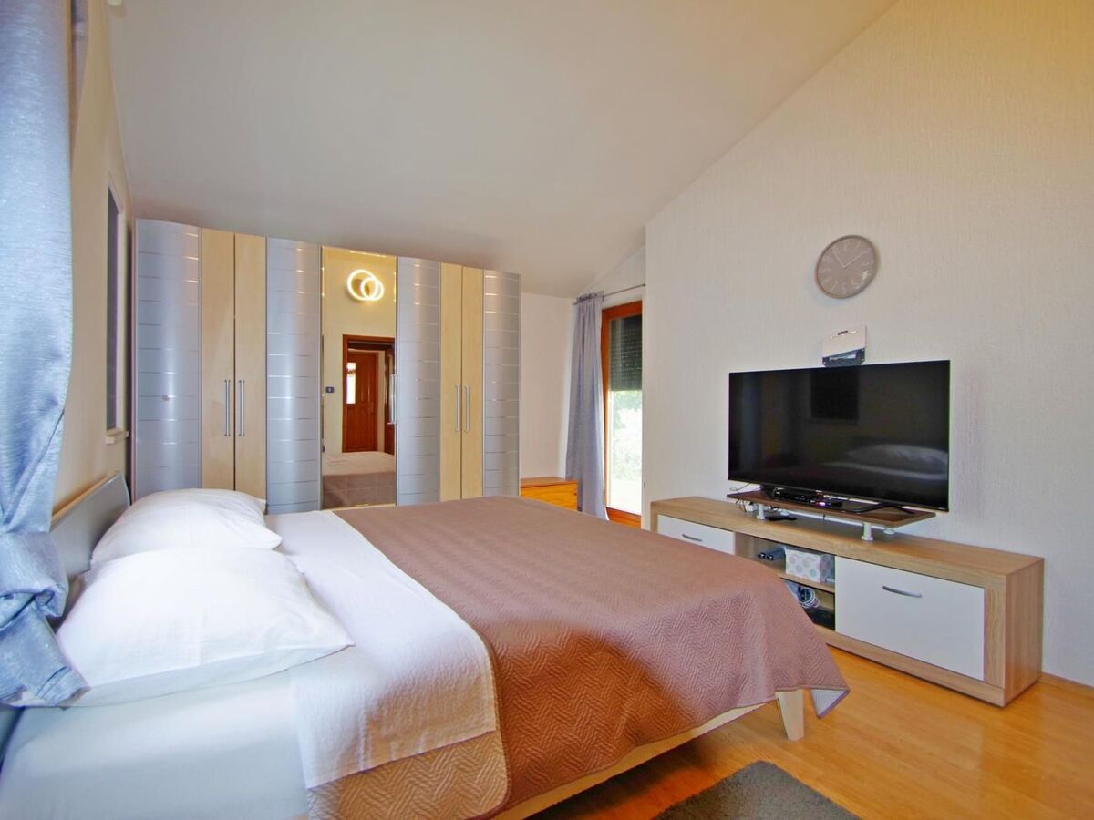Maison Nena : piscine privée et jardin 800m² à Pula - Photo 2