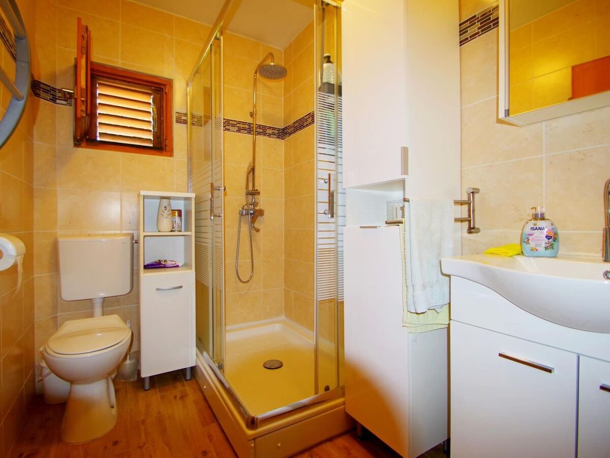 Maison Nena : piscine privée et jardin 800m² à Pula - Photo 10