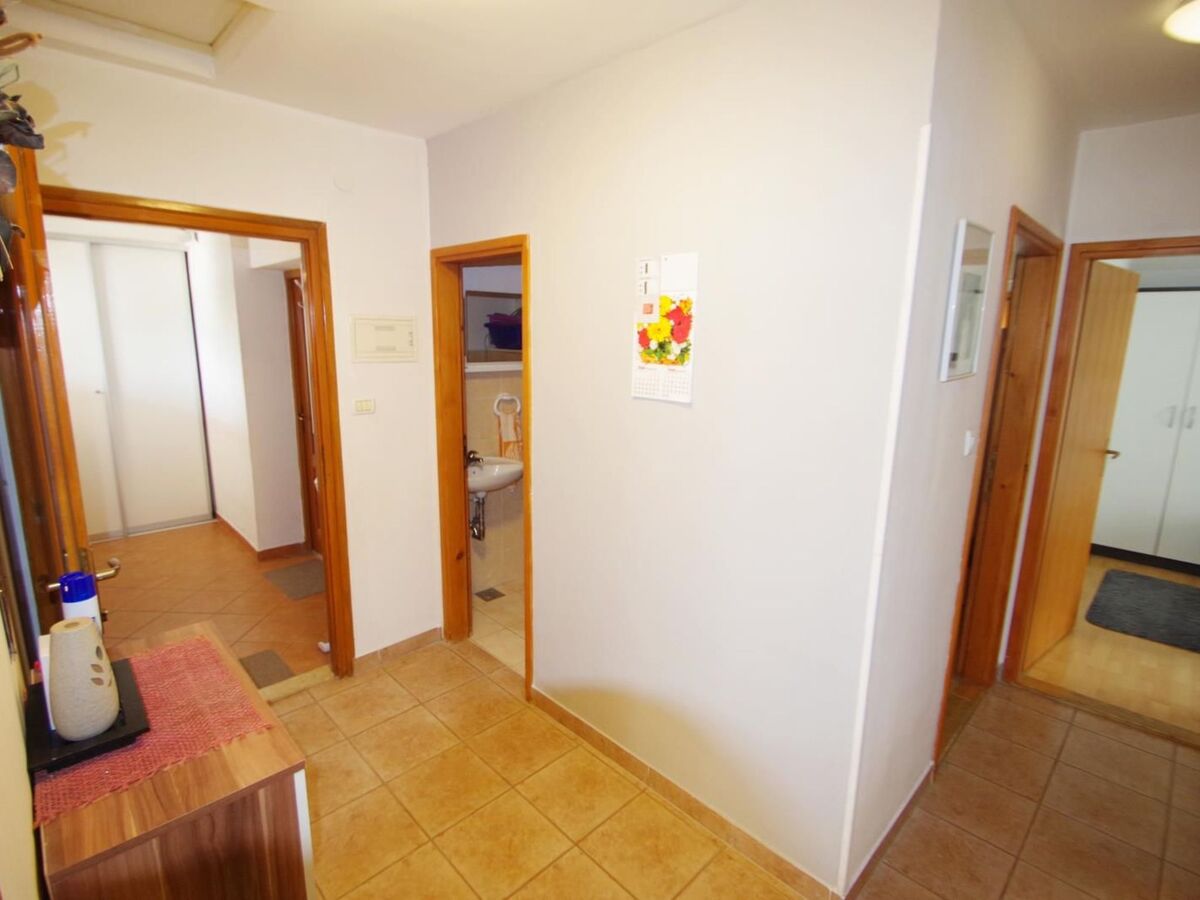 Maison Nena : piscine privée et jardin 800m² à Pula - Photo 11