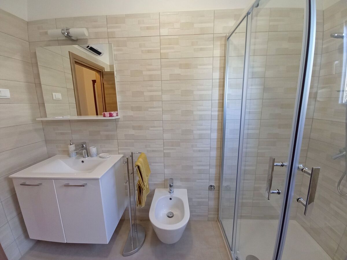 Maison Matteo, 2 chambres avec jardin à Pula - Photo 9
