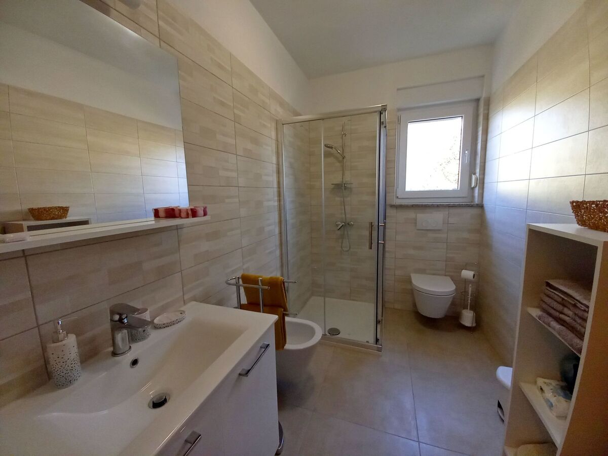 Maison Matteo, 2 chambres avec jardin à Pula - Photo 11