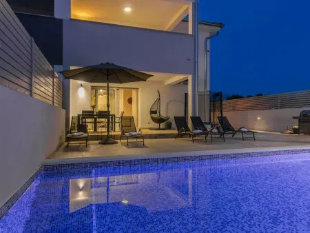 Villa Ema und Ana, maison 9 pers. avec piscine à Pula : photo 5