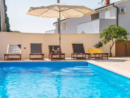 Villa 12 personnes avec piscine privée à Pula : photo 8