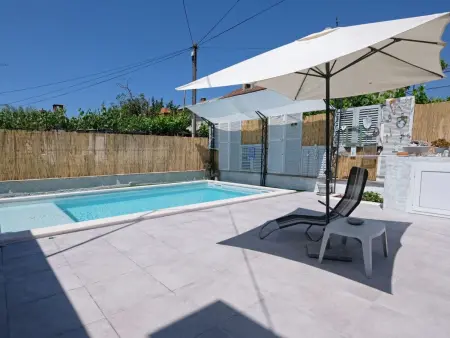 Holiday House Memi, maison 6 pers. avec piscine privée : photo 30
