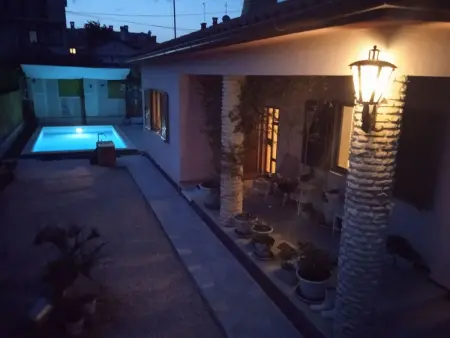 Holiday House Memi, maison 6 pers. avec piscine privée : photo 38