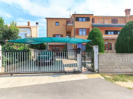 Maison 13 chambres avec piscine chauffée à Vinkuran : photo 2