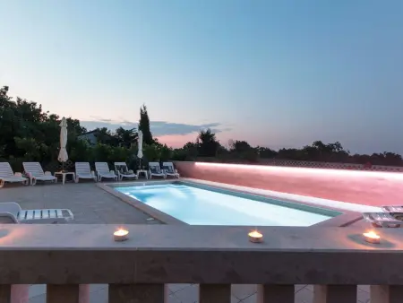 Maison 13 chambres avec piscine chauffée à Vinkuran : photo 6