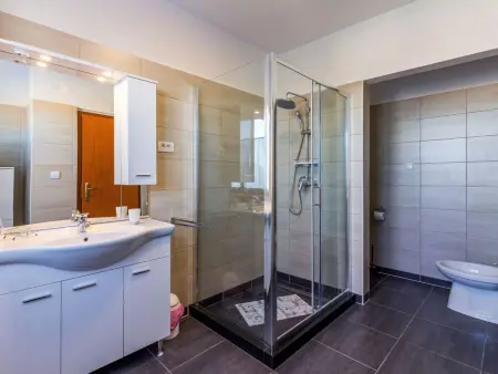 Maison 13 chambres avec piscine chauffée à Vinkuran : photo 39