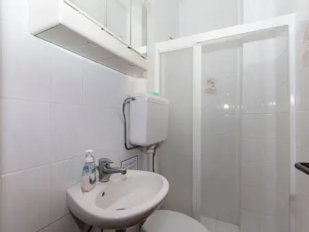 Maison 13 chambres avec piscine chauffée à Vinkuran : photo 42