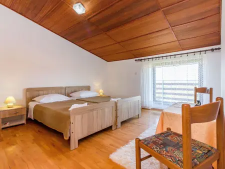 Maison 13 chambres avec piscine chauffée à Vinkuran : photo 45