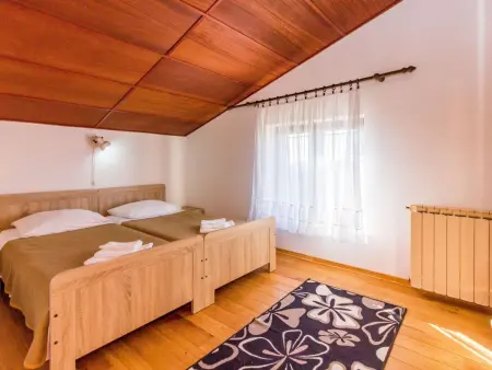 Maison 13 chambres avec piscine chauffée à Vinkuran : photo 47