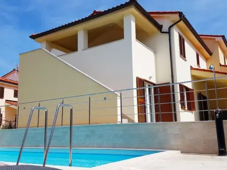 Villa 4 chambres avec piscine privée à Banjole : photo 3