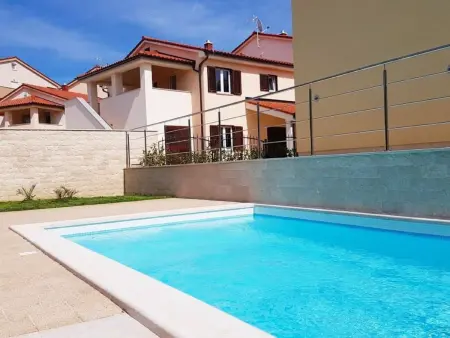 Villa 4 chambres avec piscine privée à Banjole : photo 5