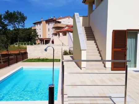Villa 4 chambres avec piscine privée à Banjole : photo 10