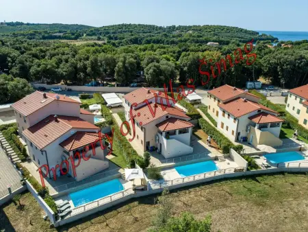 Villa 4 chambres avec piscine privée à Banjole : photo 31
