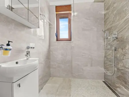 Villa Markulin, 3 chambres avec piscine privée à Šišan : photo 20