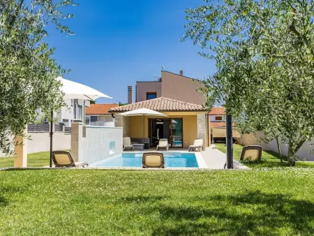 Villa Markulin, 3 chambres avec piscine privée à Šišan : photo 37