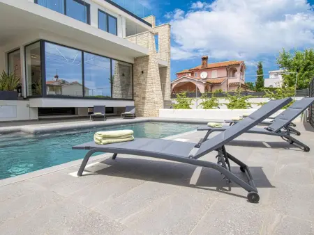 Villa Rosarol à Ližnjan : piscine privée, 4 chambres : photo 2