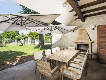Villa Suzanne, 16 personnes, piscine 80 m² à Banjole : photo 12