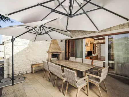 Villa Suzanne, 16 personnes, piscine 80 m² à Banjole : photo 14
