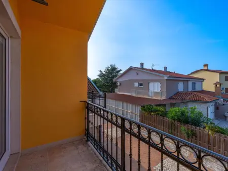 Villa Suzanne, 16 personnes, piscine 80 m² à Banjole : photo 18