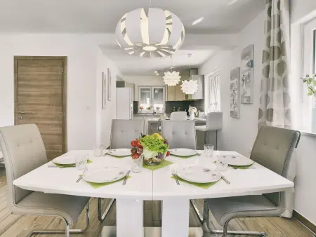 Maison Vedrana avec piscine chauffée à Jadreški : photo 21