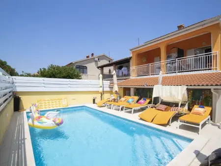 Maison Venus avec jacuzzi et sauna à Banjole, Pula : photo 2