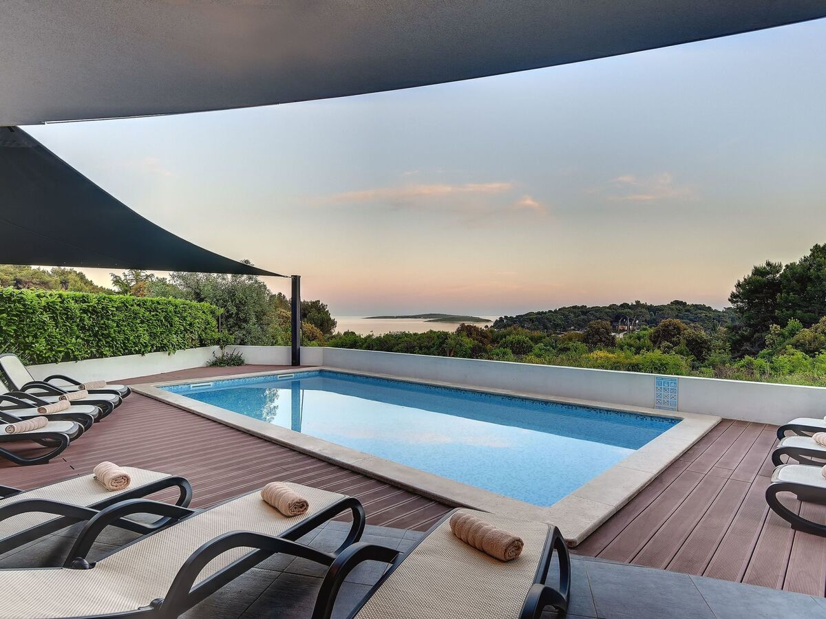 Villa Sunrise : 9 chambres, piscine et vue mer à Premantura - Photo 41