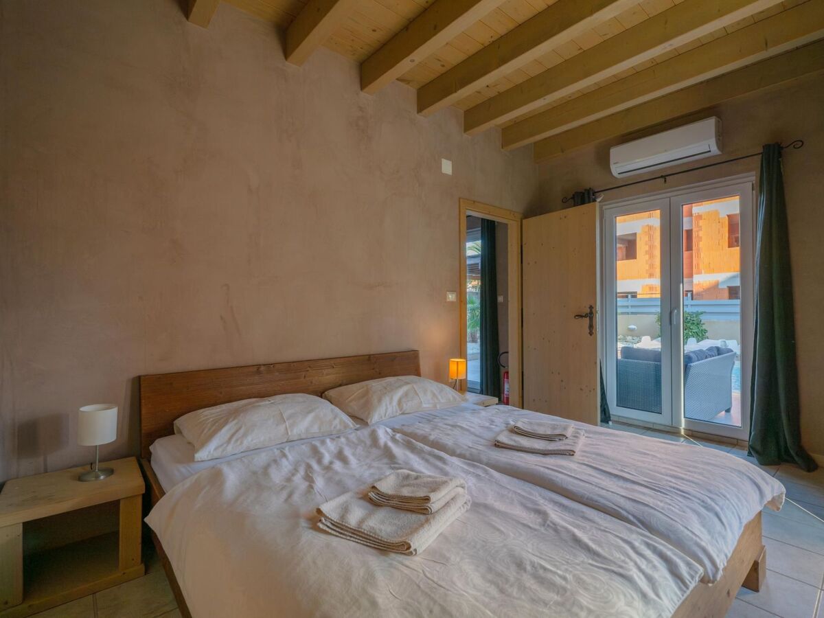 Villa Bellavista, 8 chambres avec piscine chauffée à Pula - Photo 7