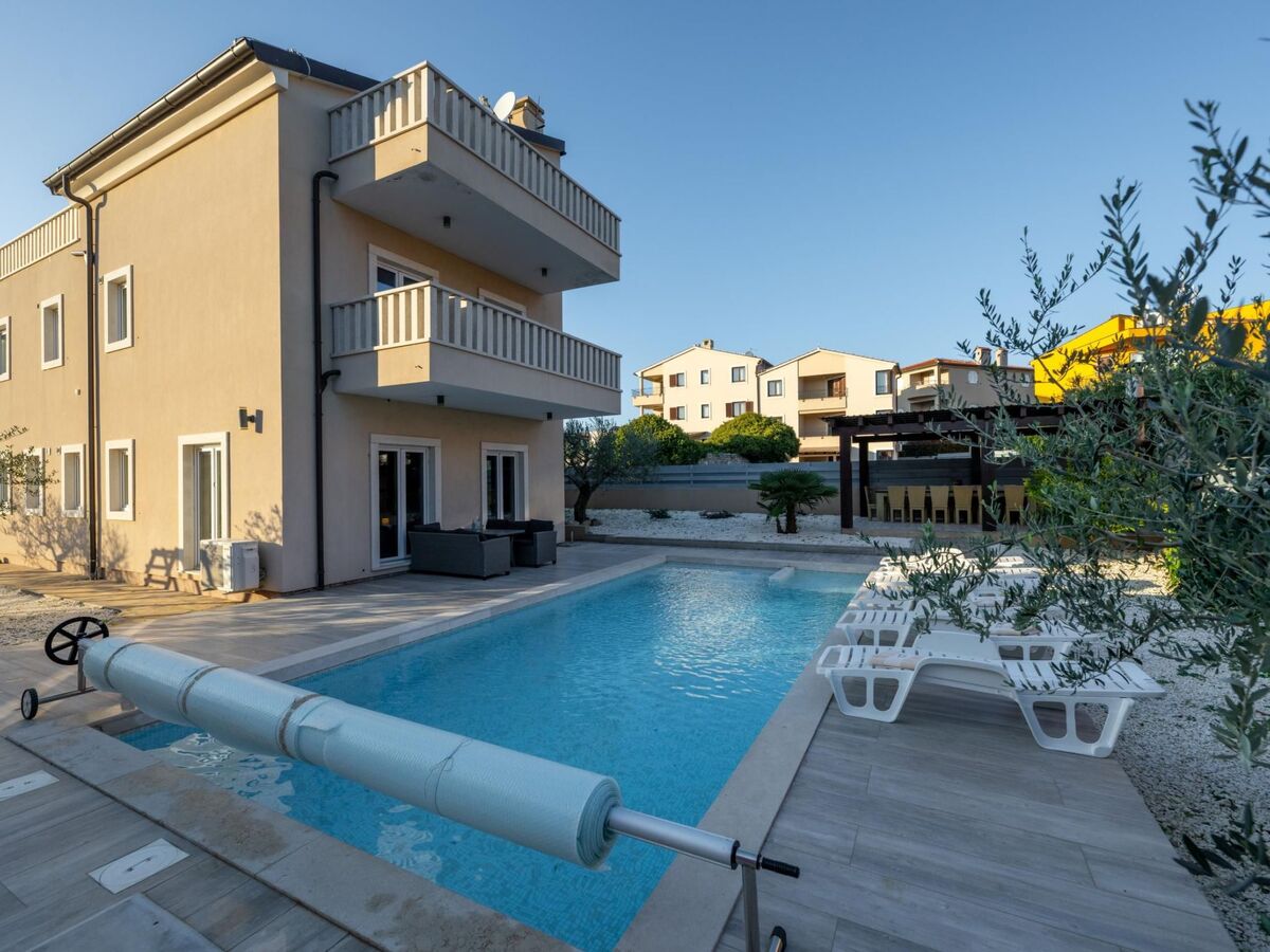 Villa Bellavista, 8 chambres avec piscine chauffée à Pula - Photo 15