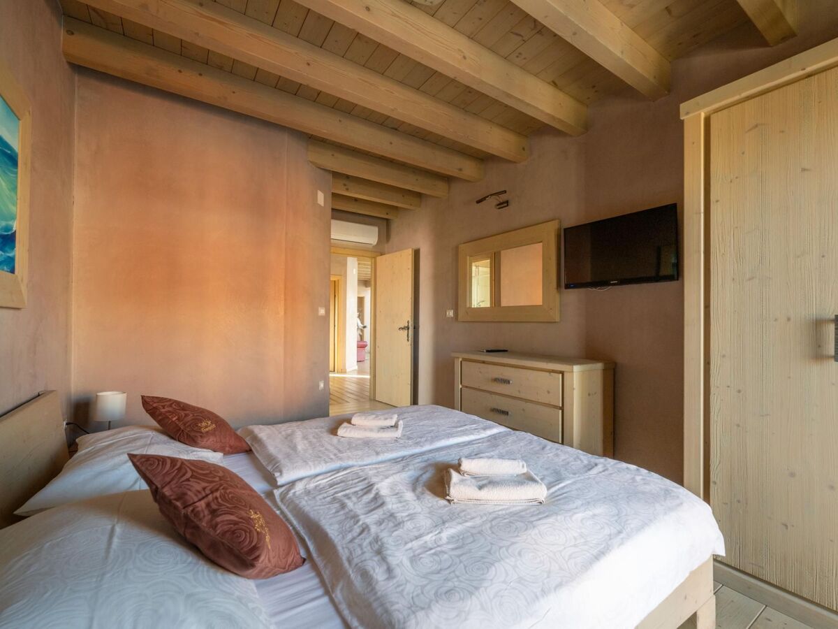 Villa Bellavista, 8 chambres avec piscine chauffée à Pula - Photo 33