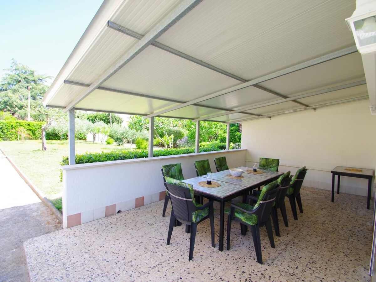 Maison 5 chambres à Premantura, 500m de la mer - Photo 2