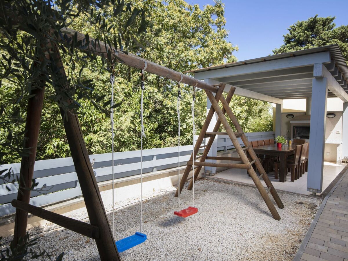 Villa 6 chambres avec piscine chauffée à Premantura - Photo 4