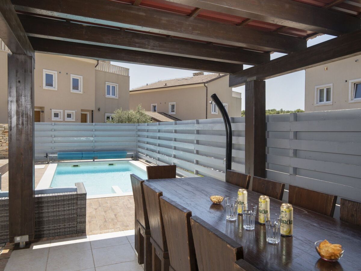 Villa Castagna à Premantura : 6 chambres, pool et sauna - Photo 5