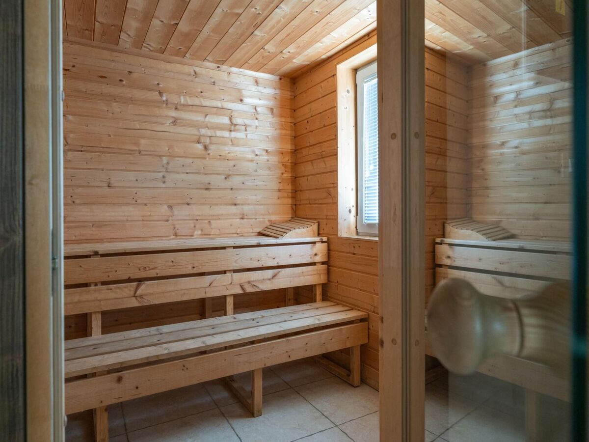 Villa Castagna à Premantura : 6 chambres, pool et sauna - Photo 8