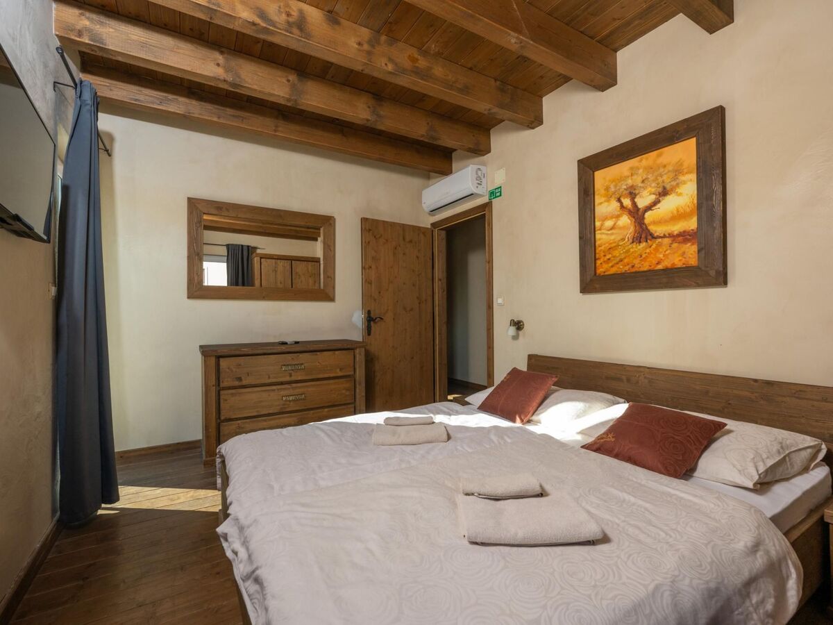 Villa Castagna à Premantura : 6 chambres, pool et sauna - Photo 10