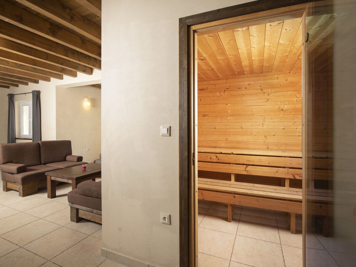 Villa Castagna à Premantura : 6 chambres, pool et sauna - Photo 28