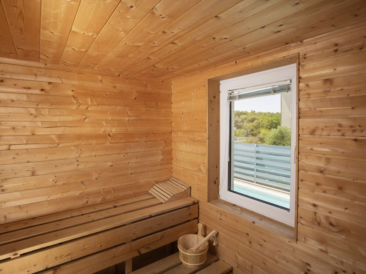 Villa Castagna à Premantura : 6 chambres, pool et sauna - Photo 30