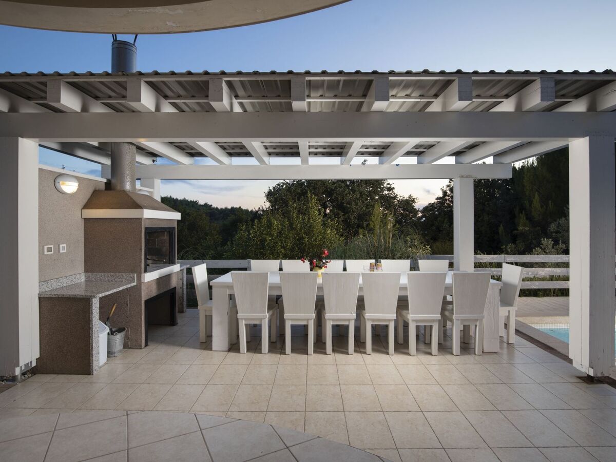 Villa Bianca : 8 chambres, piscine chauffée et sauna à Premantura - Photo 5