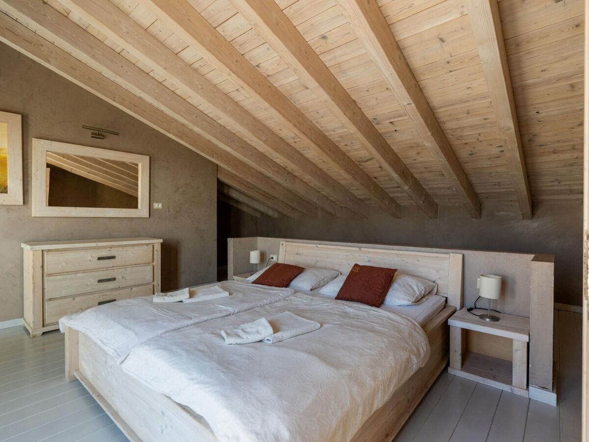 Villa Bianca : 8 chambres, piscine chauffée et sauna à Premantura - Photo 15