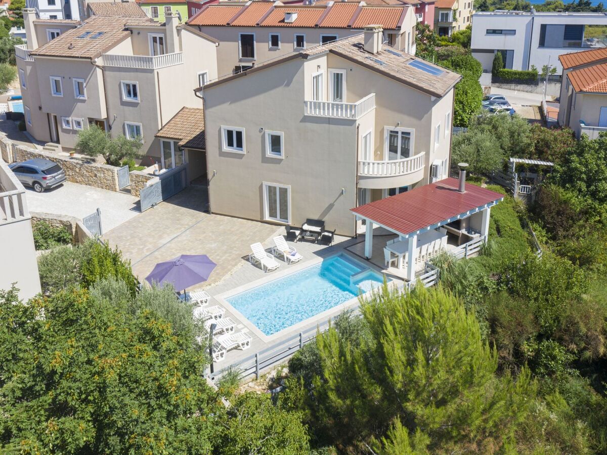 Villa Bianca : 8 chambres, piscine chauffée et sauna à Premantura - Photo 16